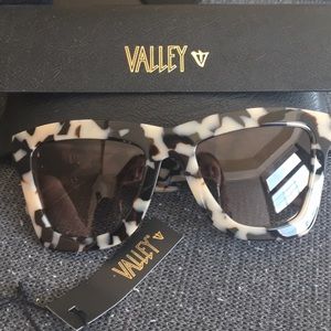Valley sunglasses! Never worn!!!